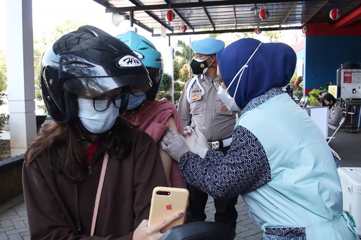 Polresta Malang Kota fasilitasi warga tertunda divaksin