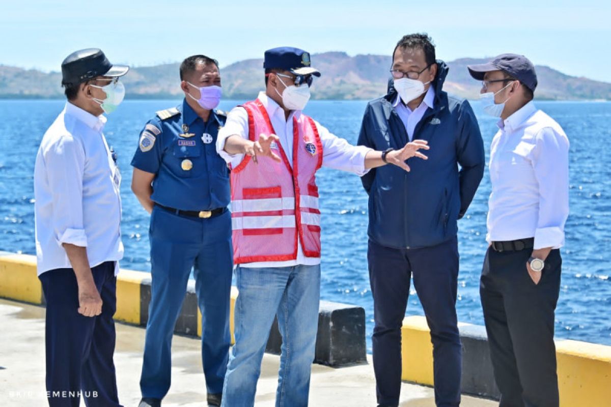 Sebelum diresmikan besok, Menhub cek pelabuhan logistik pertama NTT