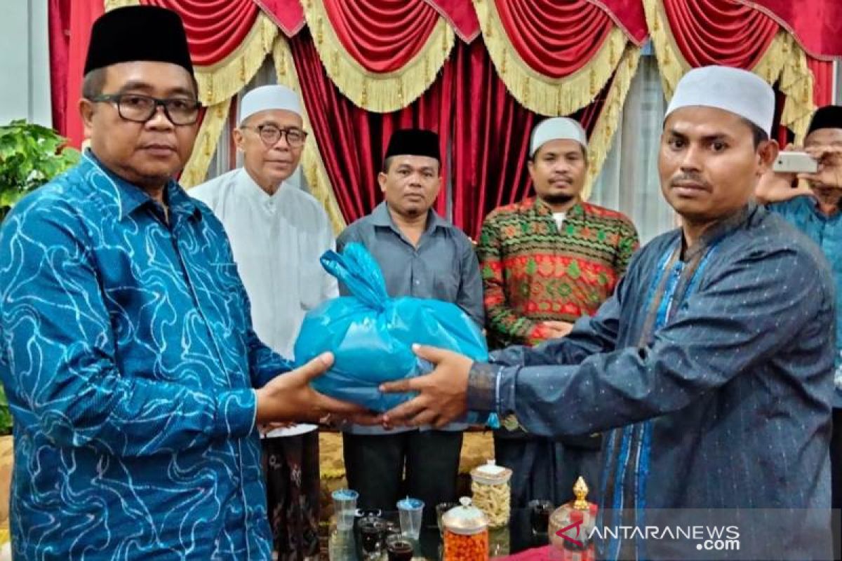 Aceh Barat gandeng ulama tingkatkan vaksinasi COVID-19 di masyarakat