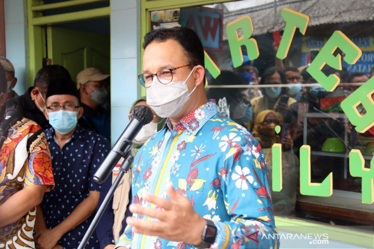 Anies izinkan tempat bermain anak di mal dibuka