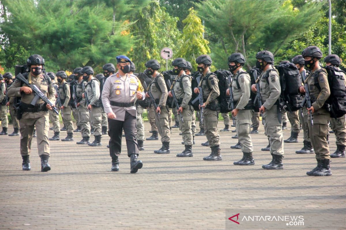 150 personel Brimob Jambi dilepas untuk bertugas di Poso
