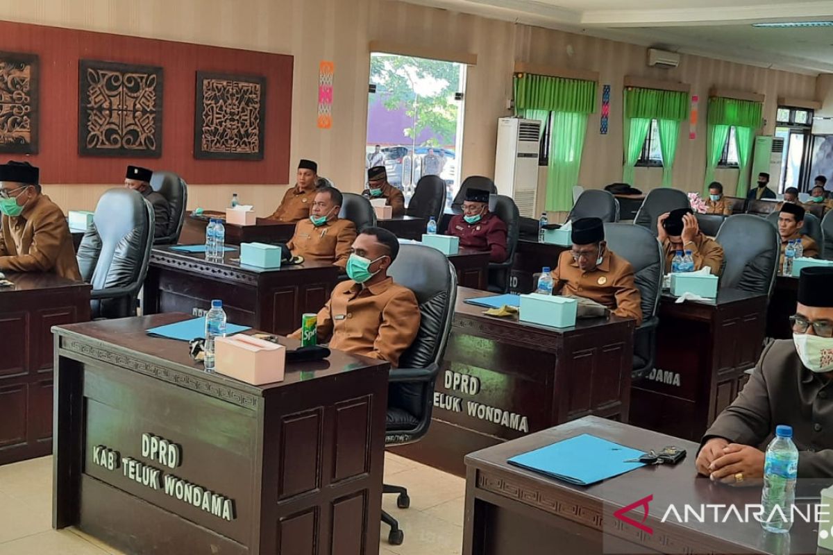 DPRD Wondama tetapkan APBD perubahan