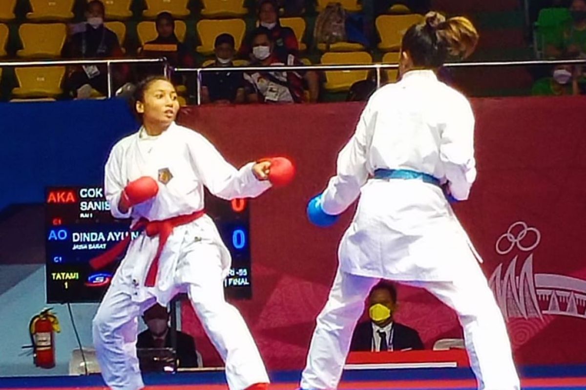 PON Papua - Karate komite beregu Bali raih perunggu