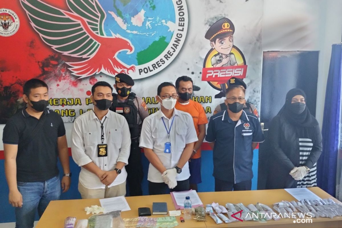 Mantan polisi pengedar narkotika di Rejang Lebong dijerat pasal berlapis