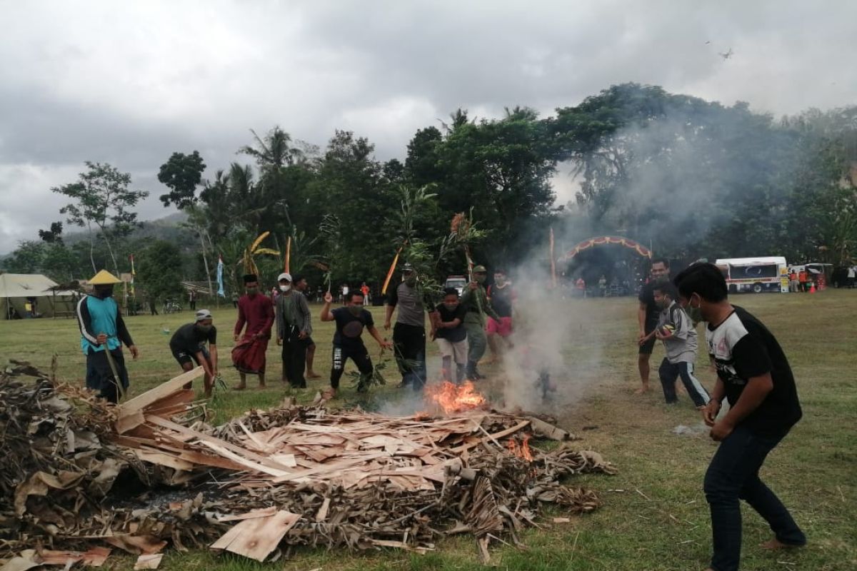 Satpol PP Jatim gelar simulasi kesiapsiagaan bencana di Pacitan