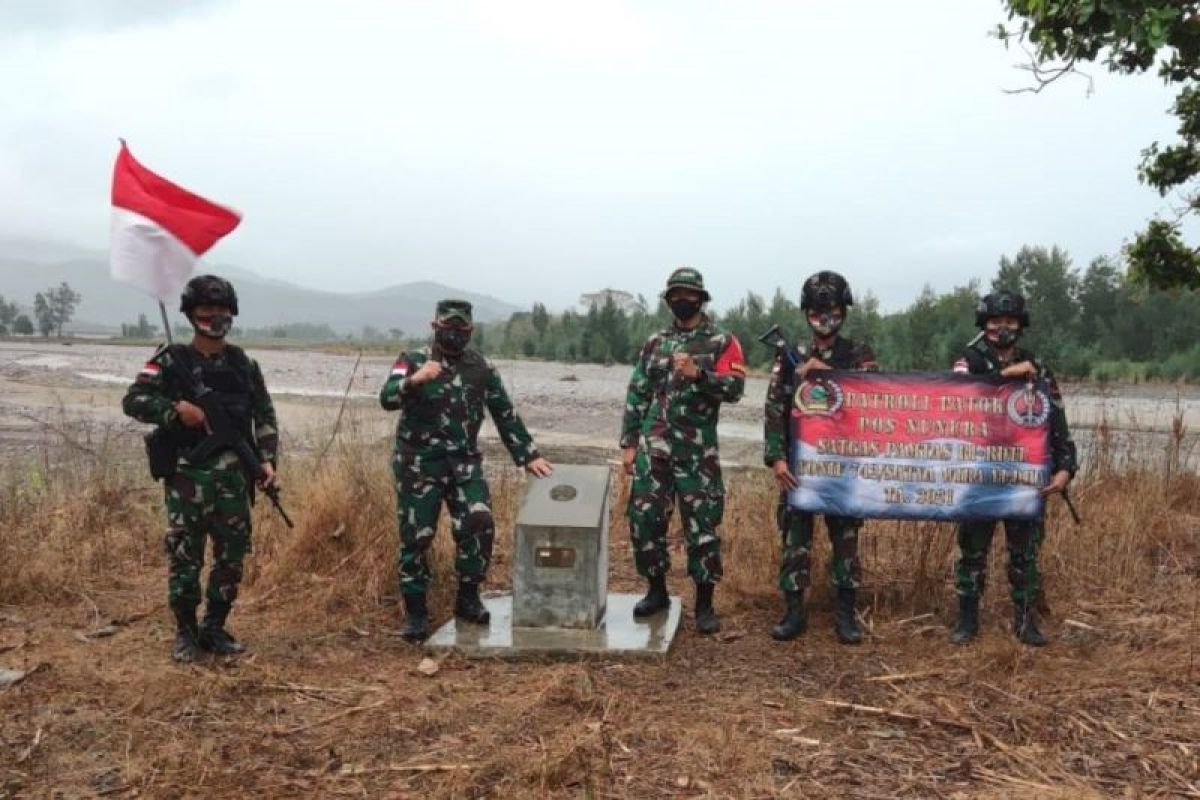 Menjaga patok batas negara RI-Timor Leste