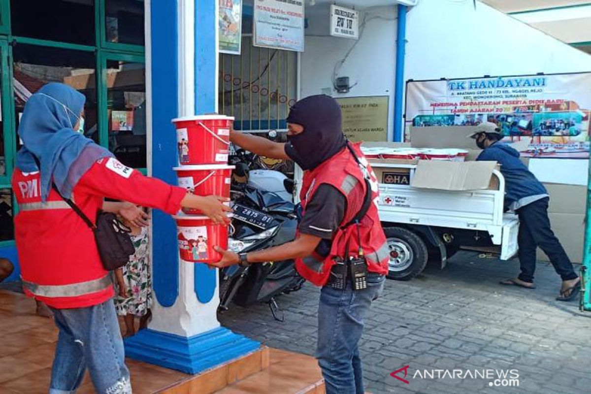 Relawan PMI yang pantang menyerah dalam segala rintangan