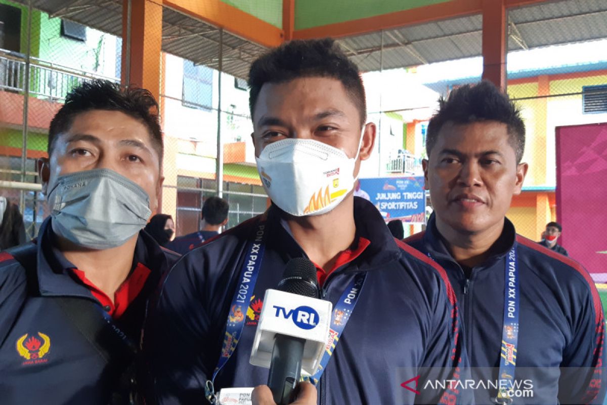 Sandy sabet dua emas, Jawa Barat juara umum karate PON Papua