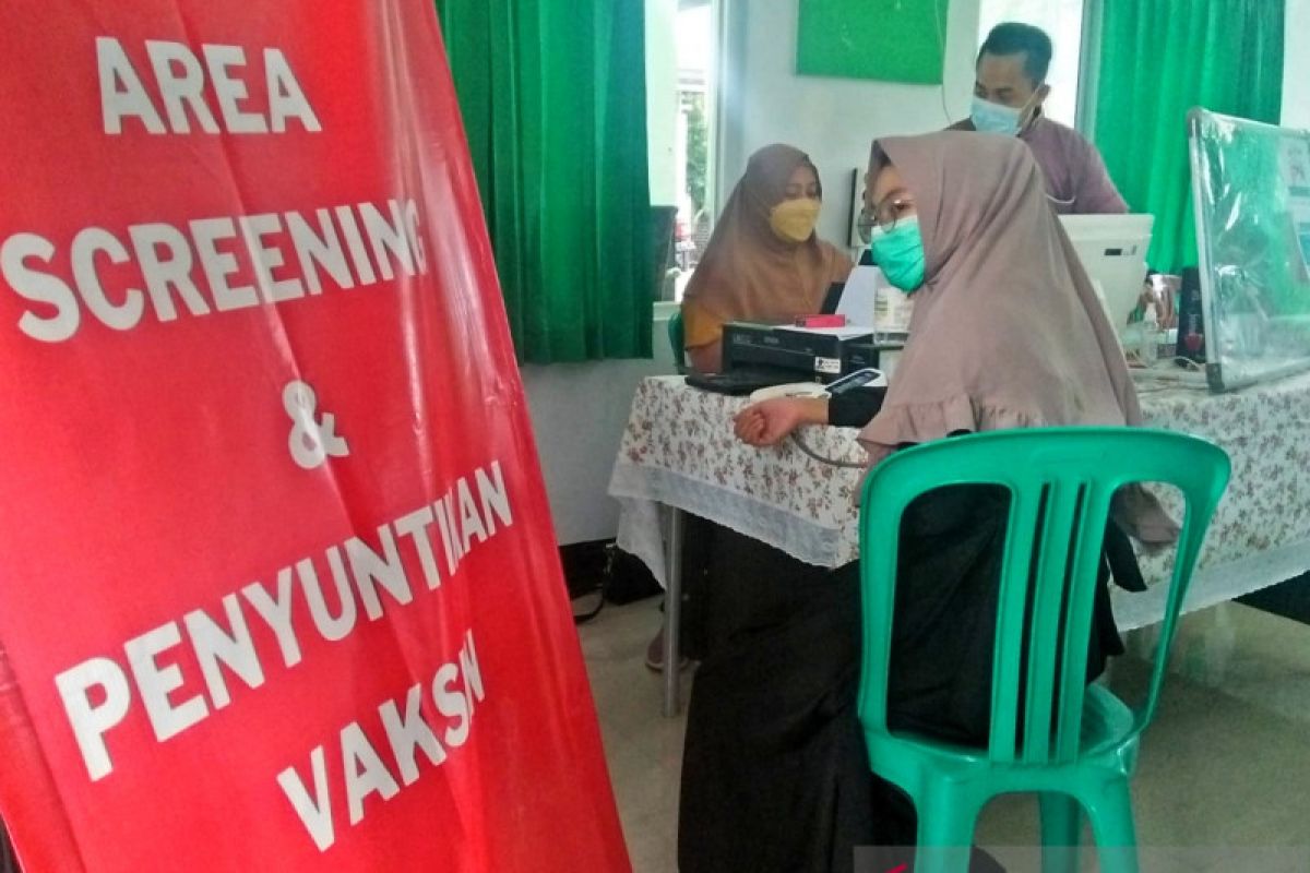 Puskesmas Singandaru Kota Serang Targetkan 100 Dosis Vaksin Perhari