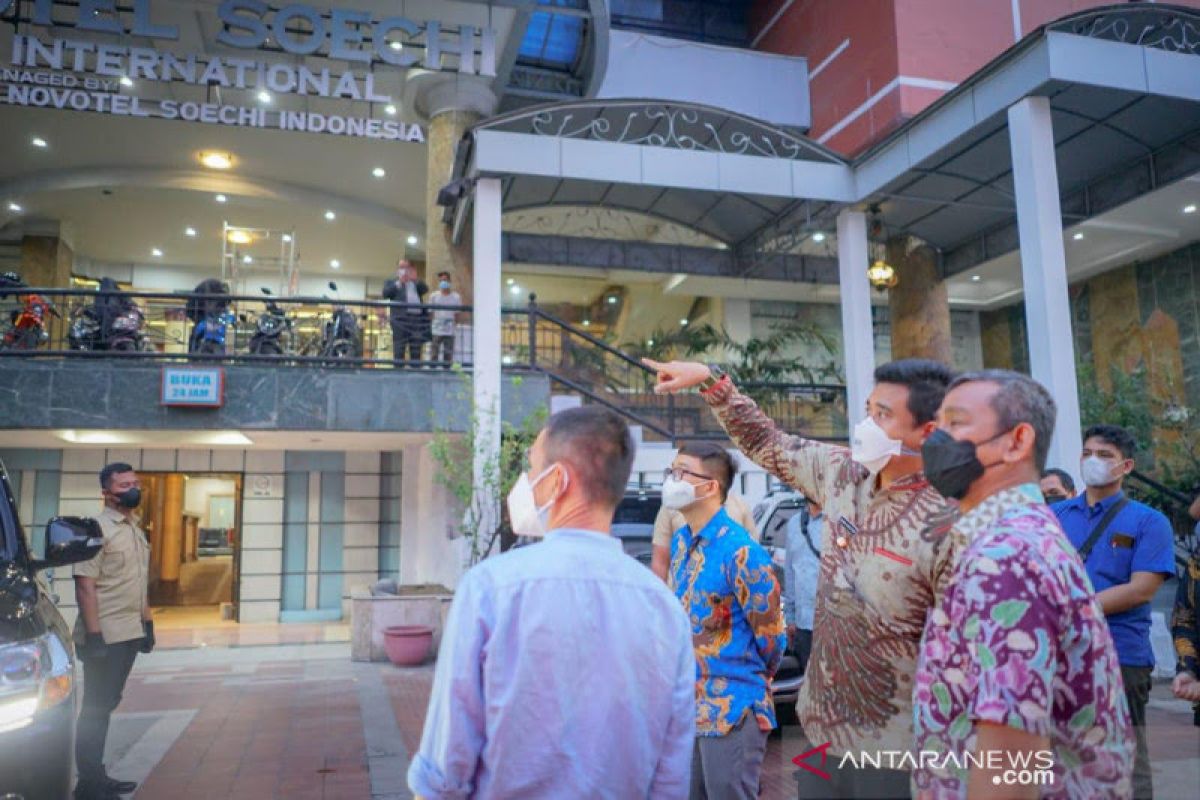 Penghuni tempat isoter di Medan  tinggal delapan orang