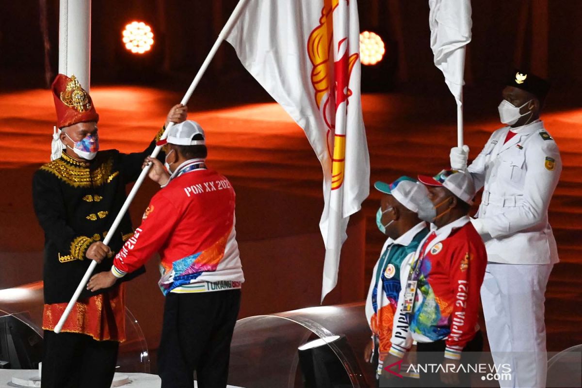 Papua resmi serahkan tongkat estafet tuan rumah PON 2024 kepada Aceh dan Sumut