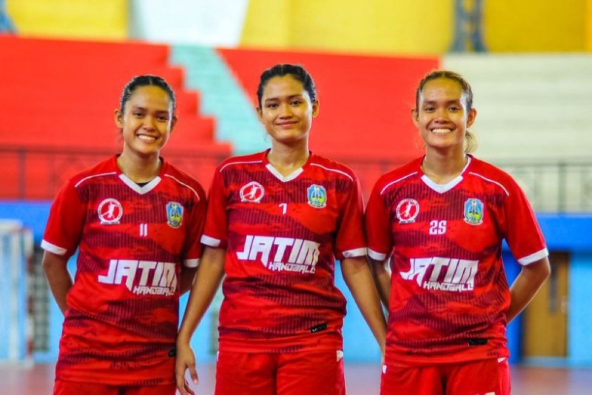 Tiga srikandi bersaudara di bola tangan PON Papua