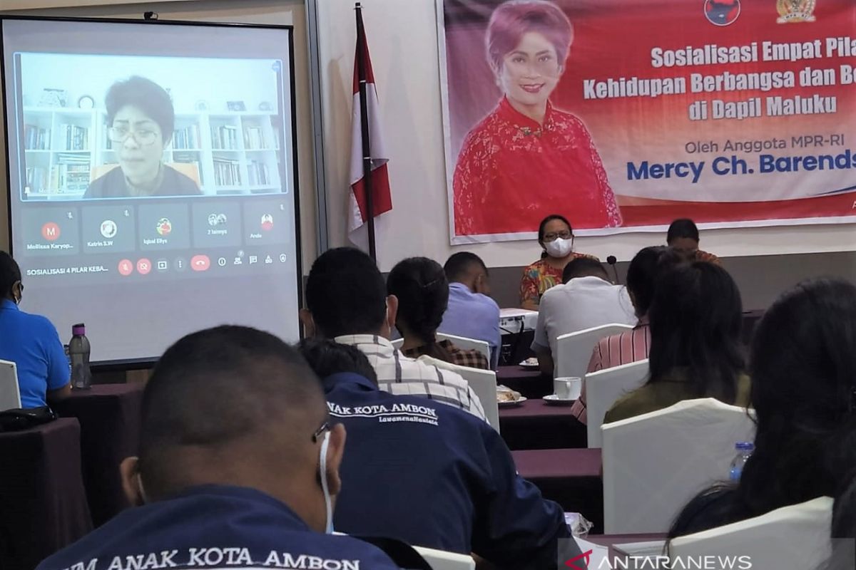 Mercy ingatkan Pemuda di Ambon tidak terjebak kemajuan globalisasi, begini penjelasannya