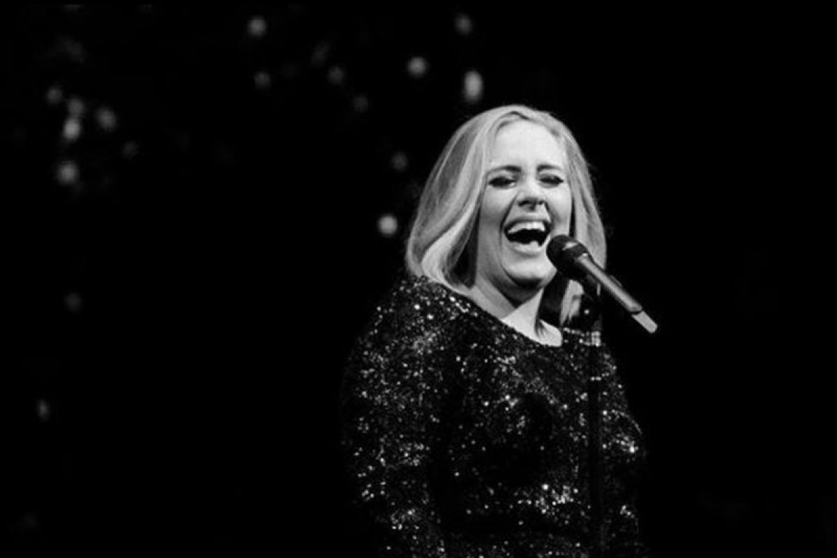 Lagu "Easy On Me" Adele pecahkan rekor streaming Spotify dalam sehari