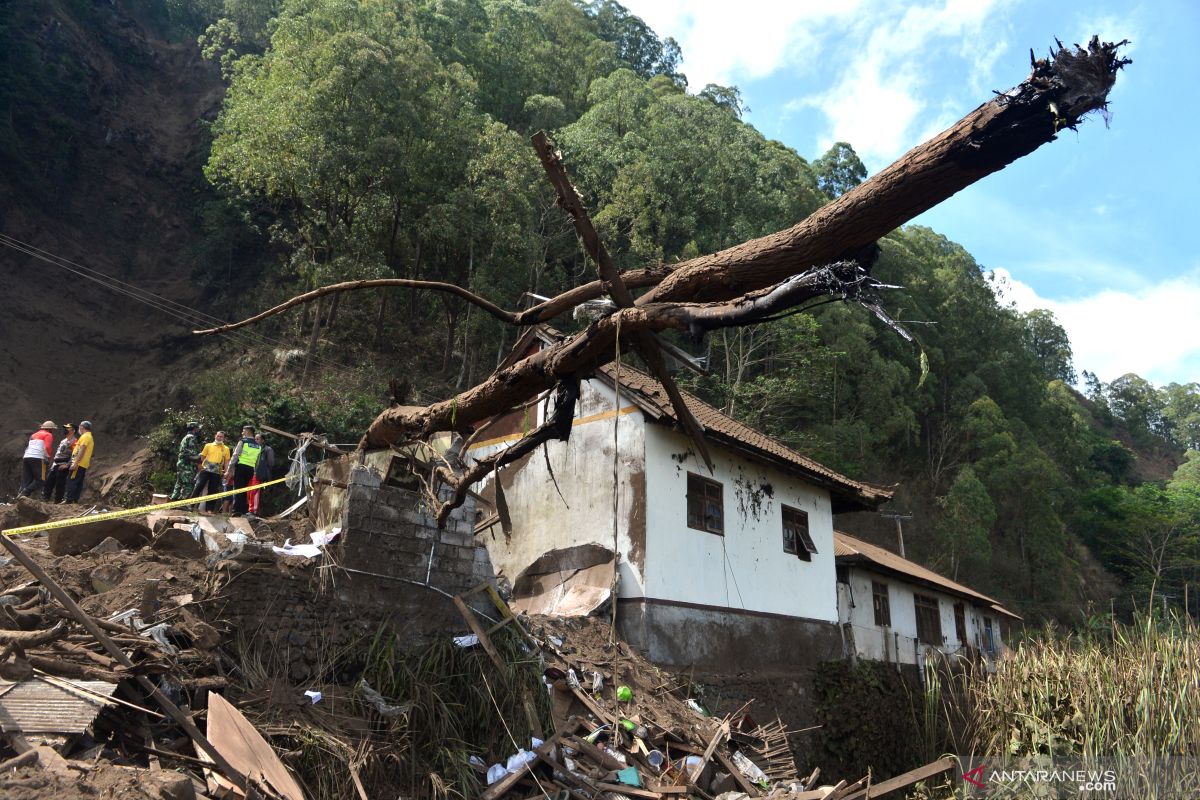 Gempa akibatkan warga tiga desa di Kintamani Bali terisolir