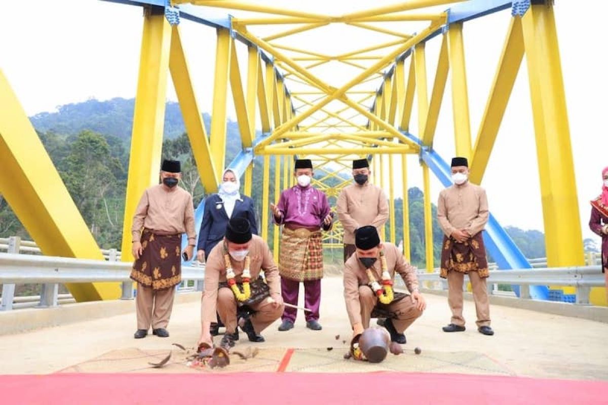 Jembatan Bukit Sulap Lubuklinggau  resmi beroperasi