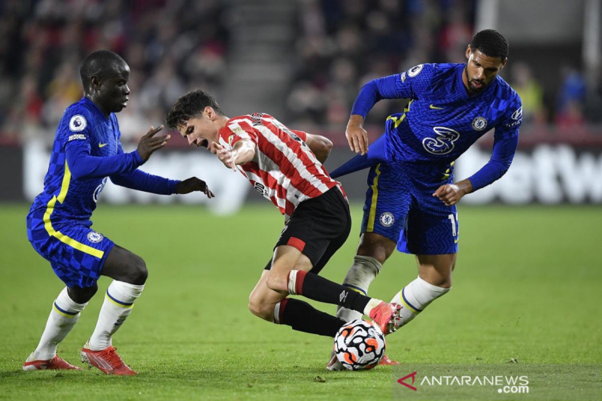 Chelsea menang susah payah atas Brentford