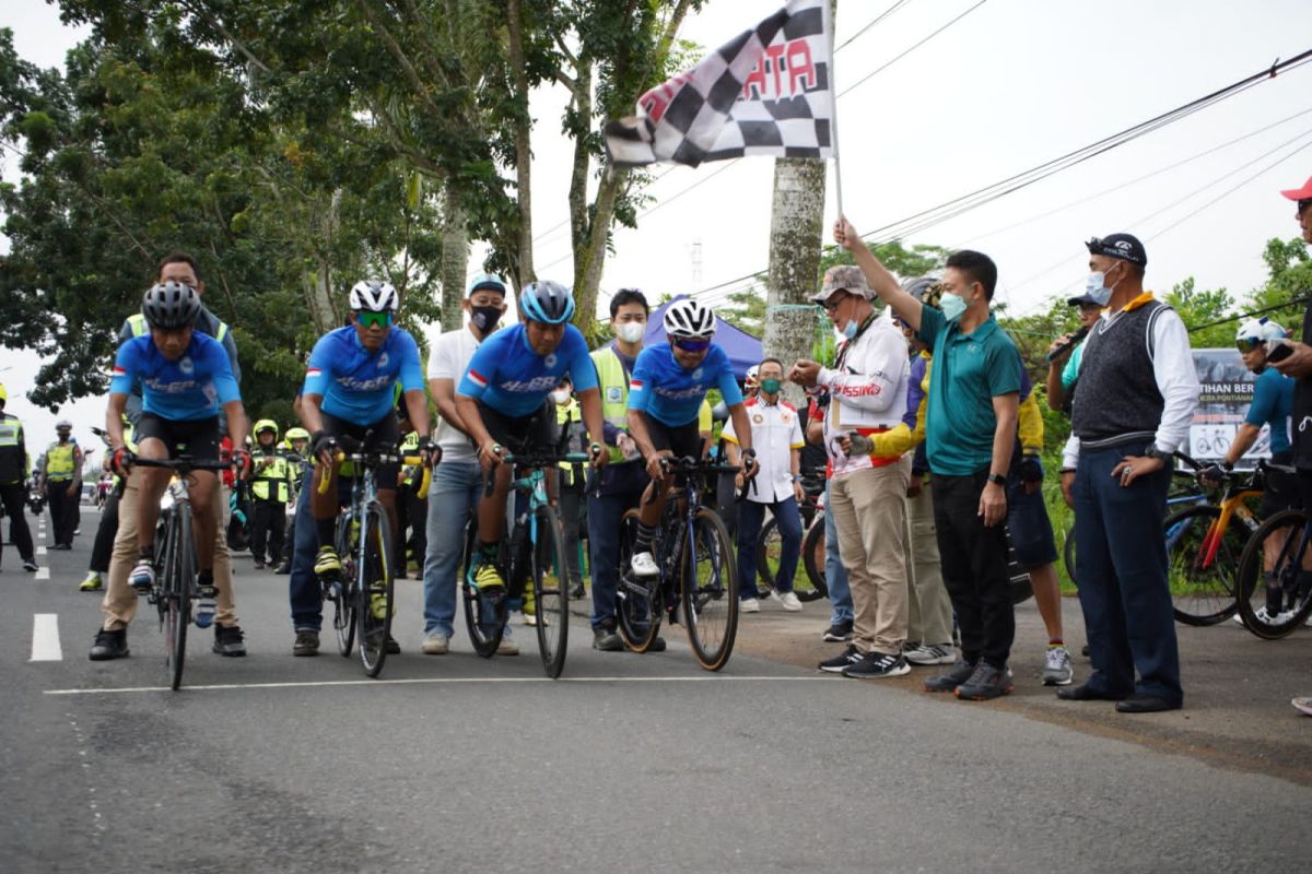 Ikatan Sepeda Sport Indonesia di Kota Pontianak gelar latihan bersama