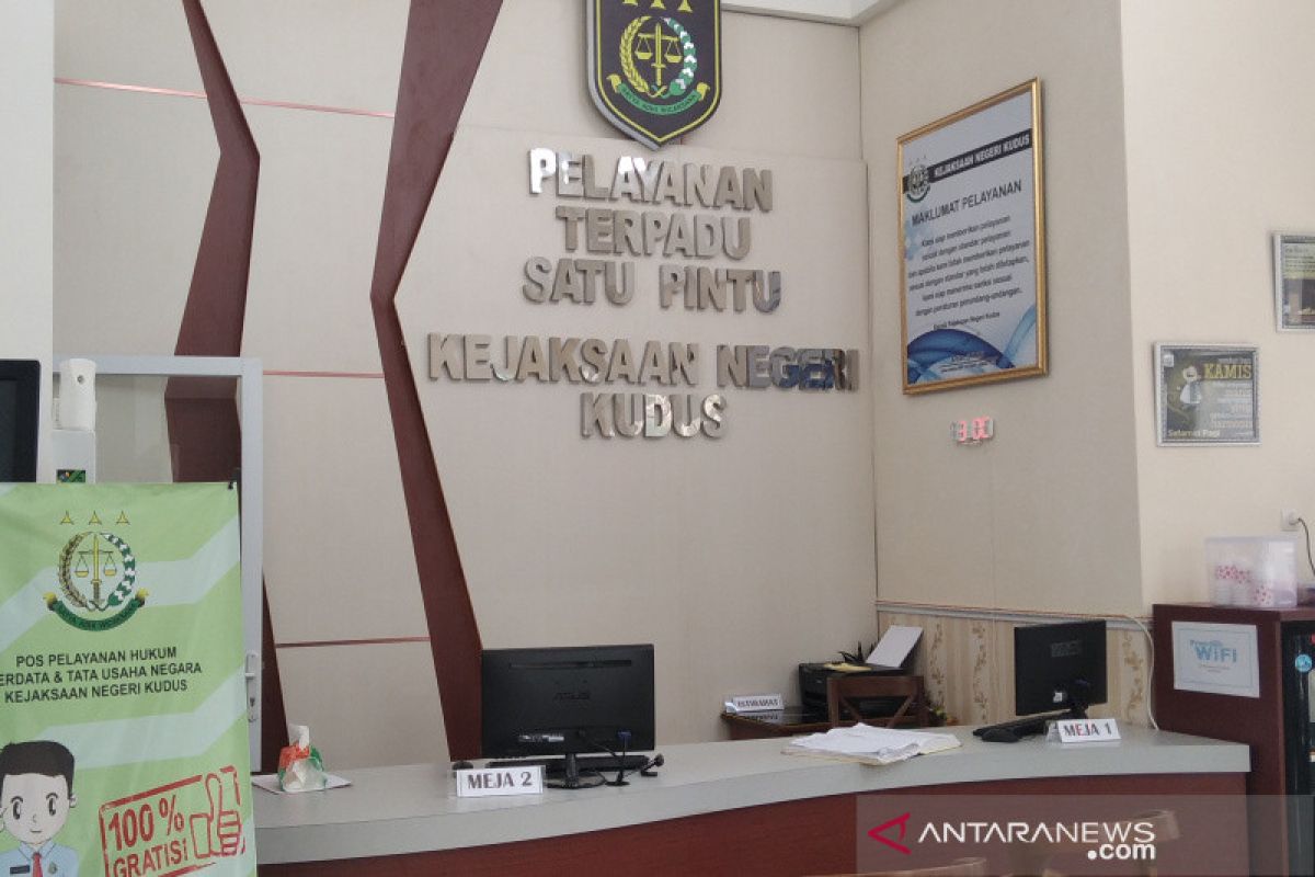 Kejari Kudus tangani tiga kasus pelanggaran rokok ilegal