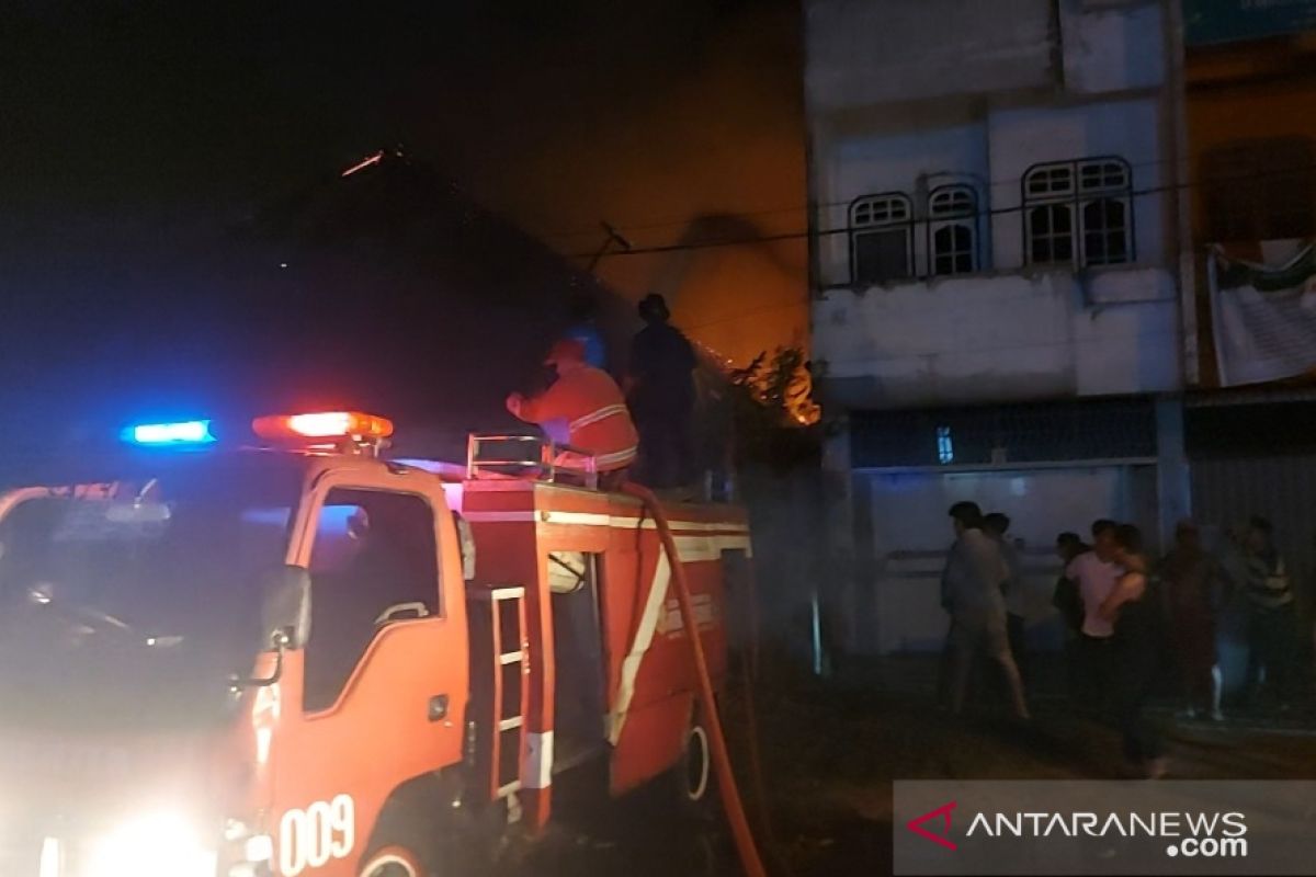Eks asrama CPM di Tanjungbalai terbakar, 1 meninggal