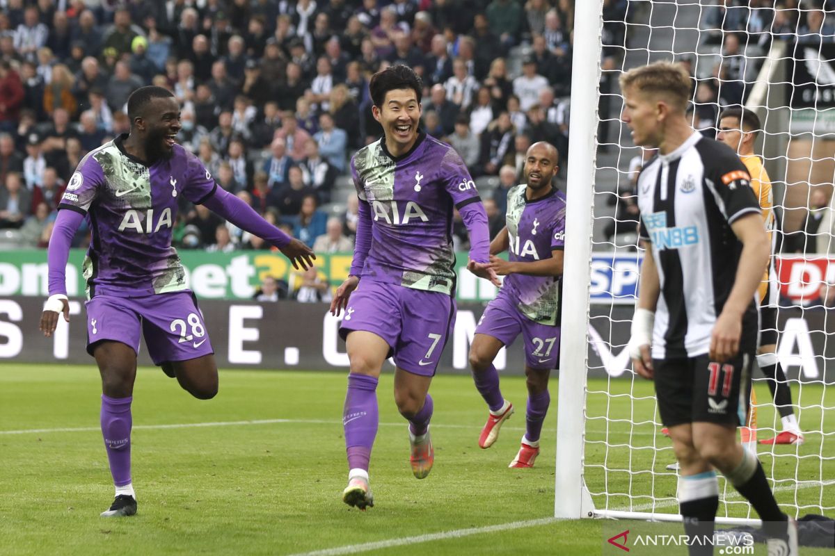 Tottenham permalukan Newcastle  United 3-2