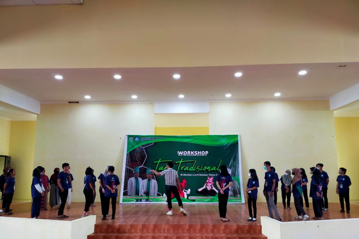 Puluhan milenial ikuti workshop kesenian dan budaya