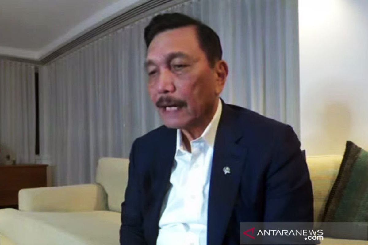 Luhut: Waspadai gelombang ketiga COVID-19 saat Natal dan Tahun Baru