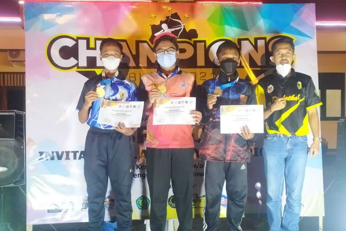 Atlet panahan Situbondo sabet perunggu di ajang Brimob Invitation Archery Championship