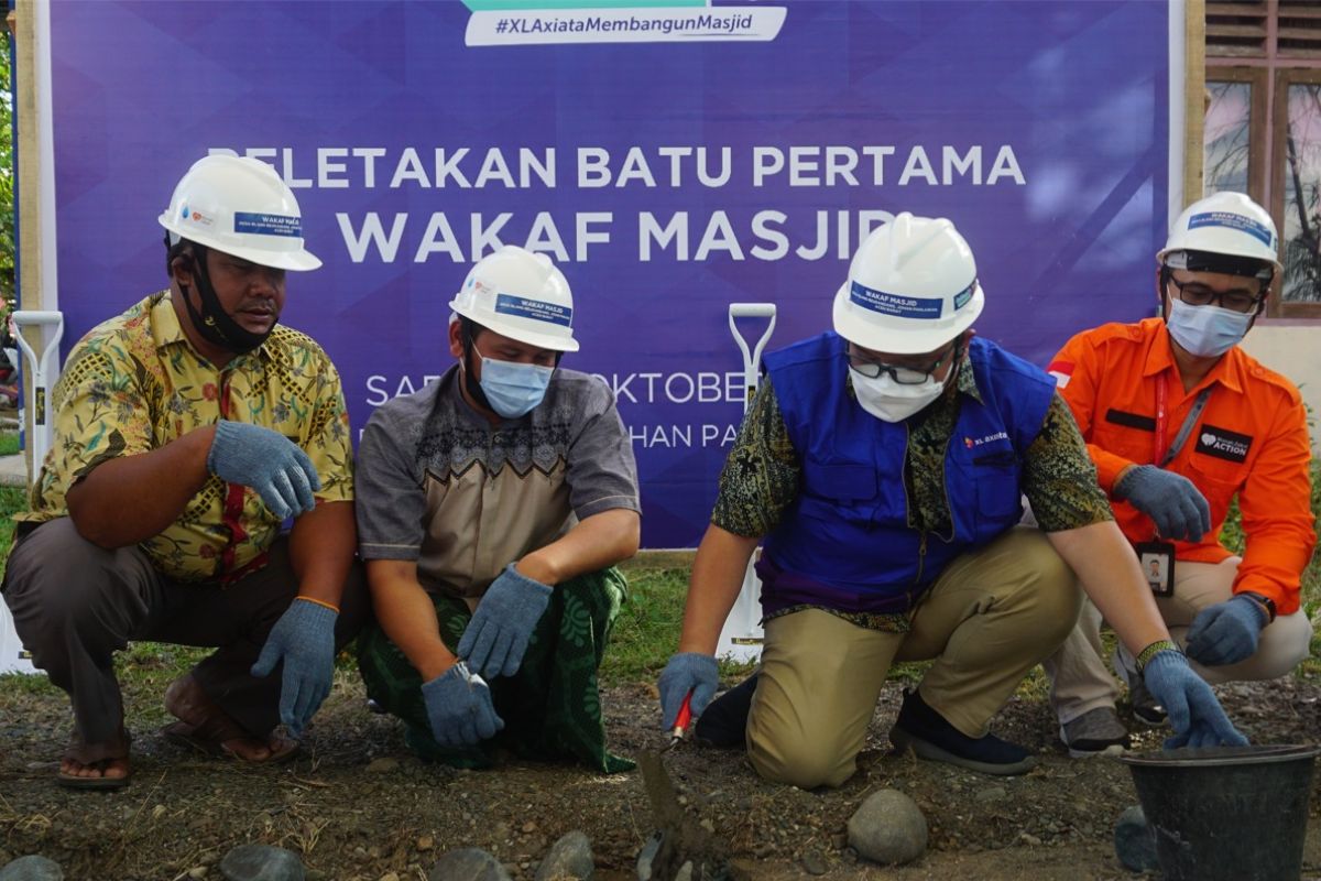 Karyawan XL Axiata bangun masjid di Aceh