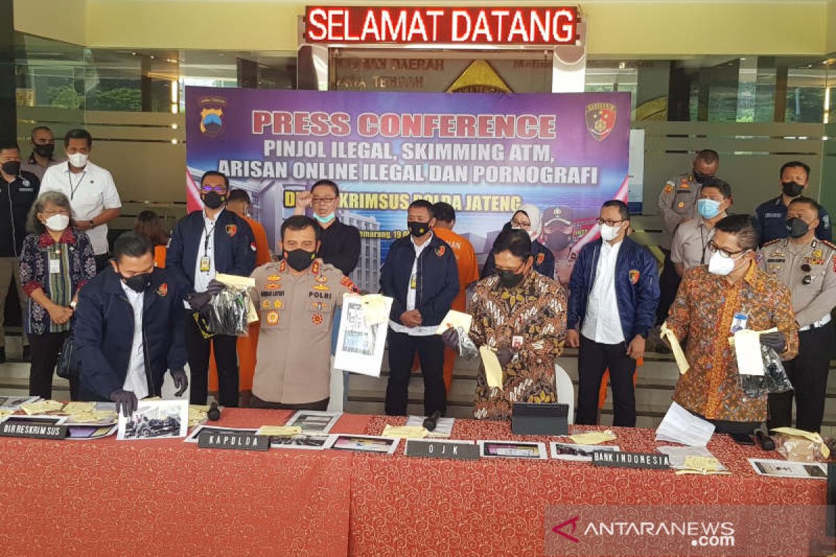 Polda Jateng tangkap dua pelaku "skimming" kartu ATM