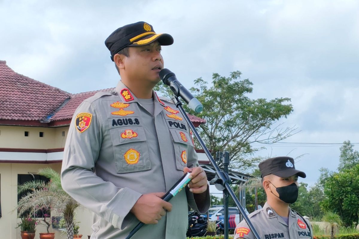 Polres Bangka Barat terus ajak warga ikut vaksinasi COVID-19