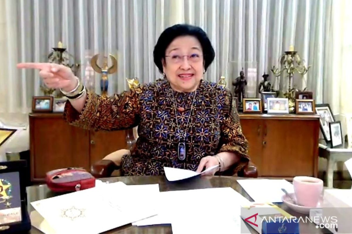 Megawati ingatkan anggota Polri sebagai abdi negara