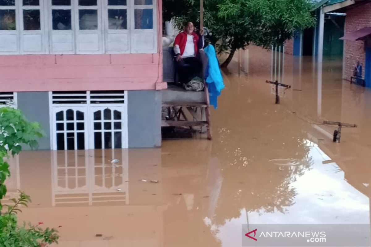 10 desa di Bengkulu Tengah terendam banjir