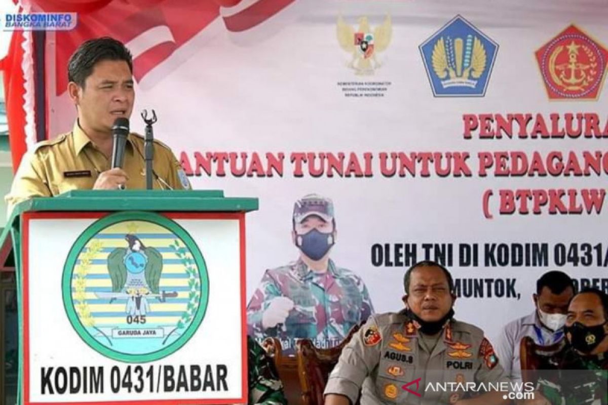 Bantuan tunai pedagang kaki lima di Bangka Barat mulai disalurkan