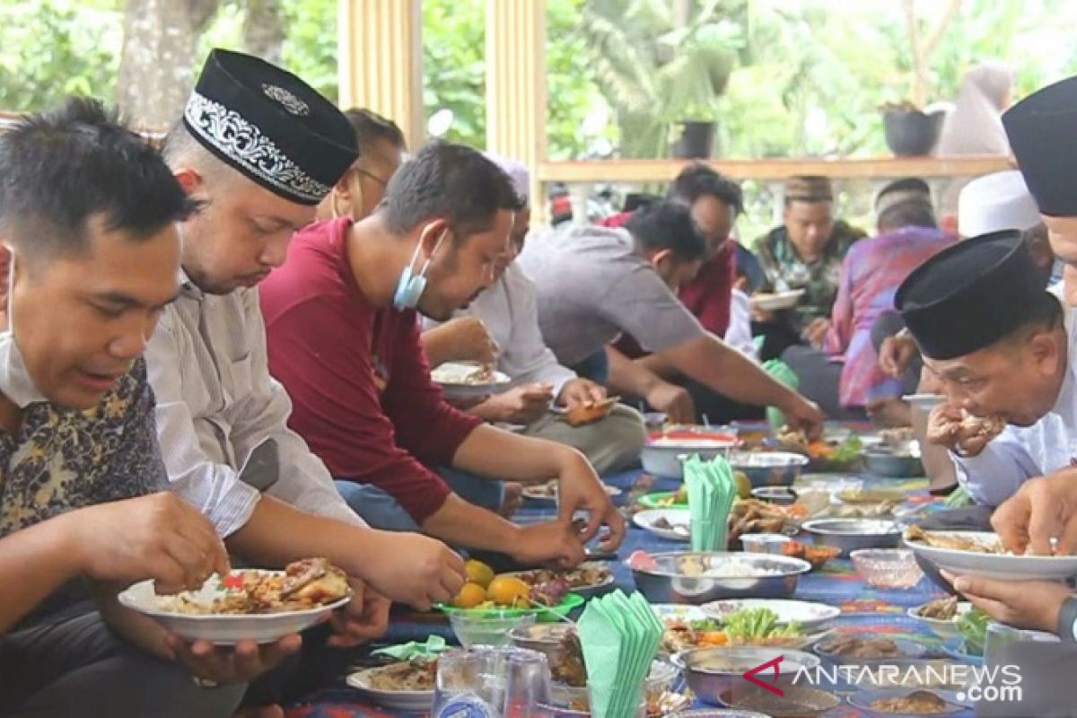 Tradisi Aruh Mulud Suku Banjar peringati Maulid Nabi Muhammad SAW