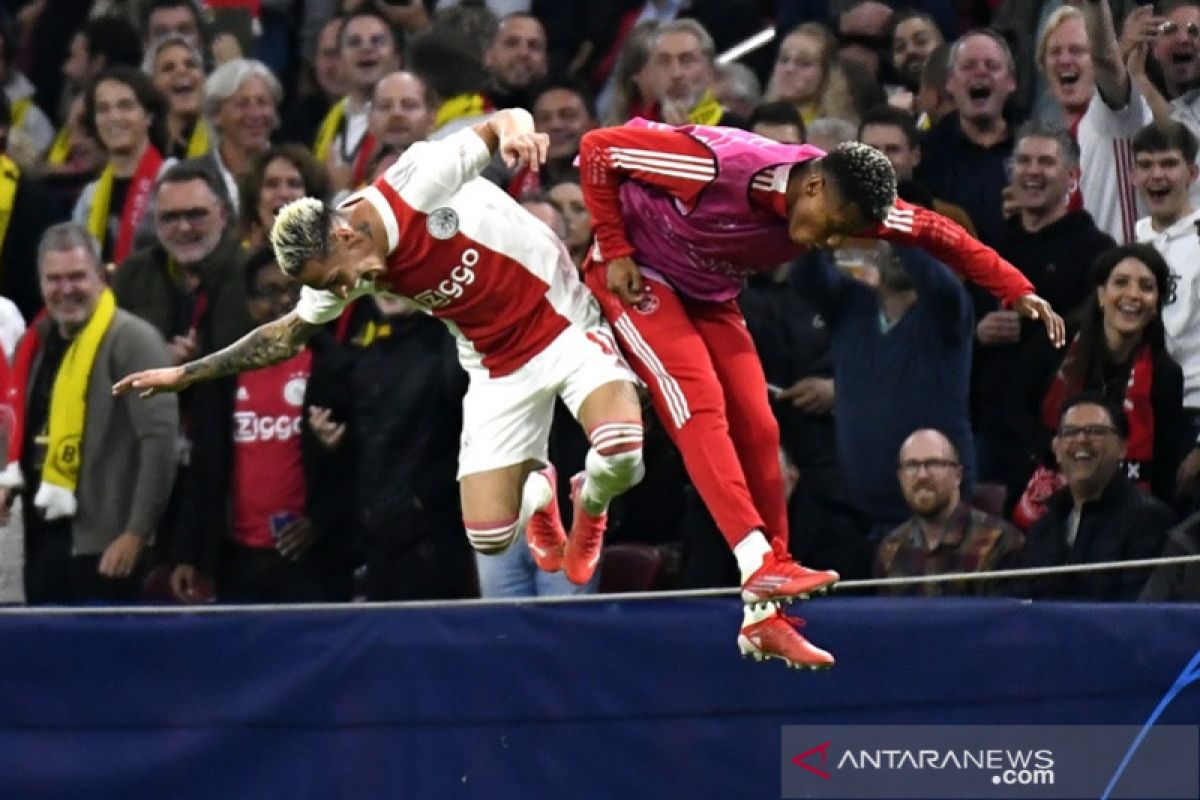 Ajax gasak Dortmund 4-0 di Liga Champions