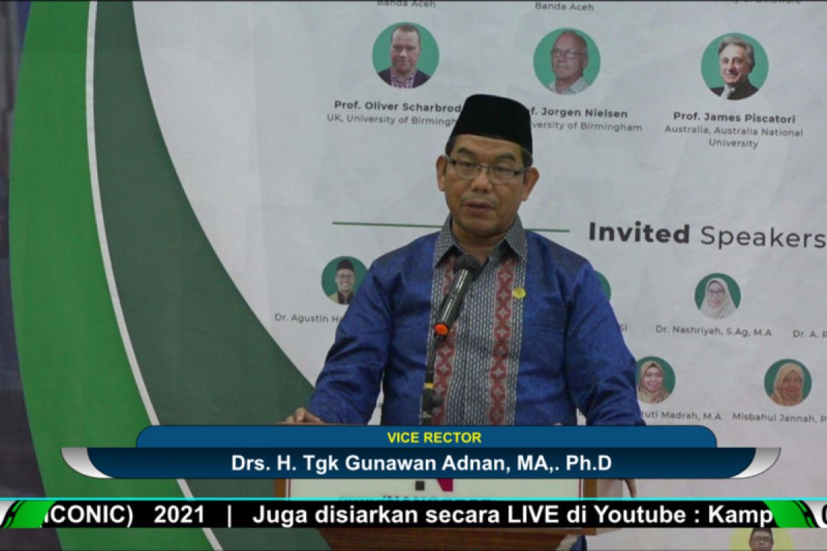 Guru besar dari beberapa negara jadi pembicara Iconic