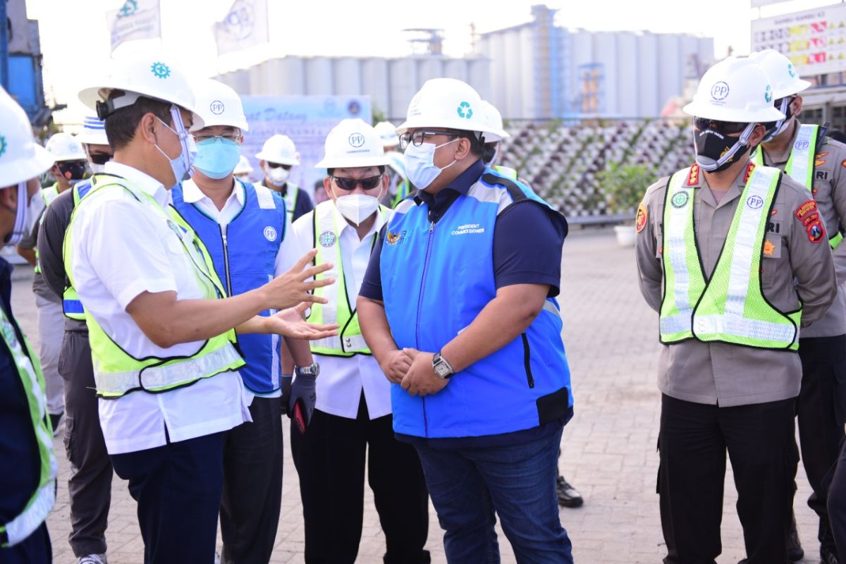 PT PP percepat pembangunan struktur Dermaga Terminal Berlian Surabaya
