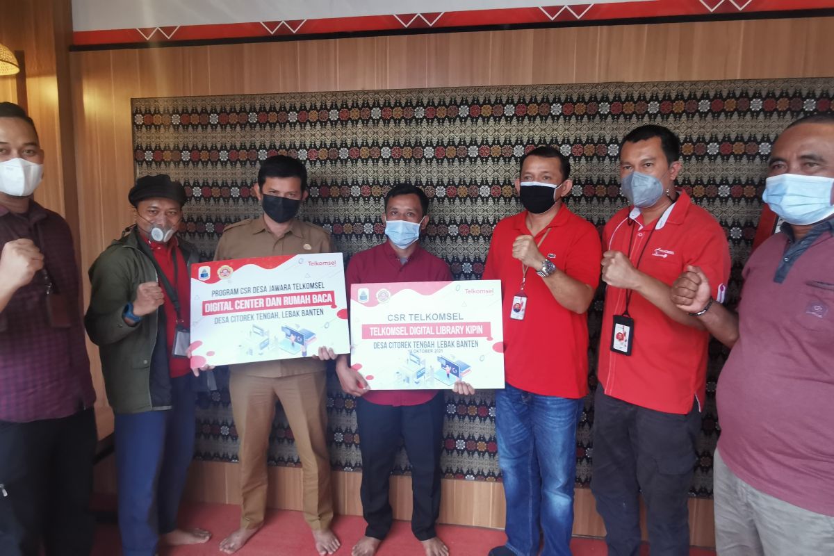 Telkomsel Bangun Digital Center Perkuat Ekosistem Digital Desa Citorek, Kabupaten Lebak, Banten