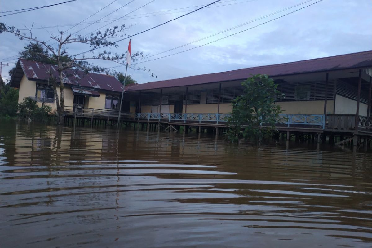 BPBD Kapuas Hulu mendirikan posko penanganan banjir