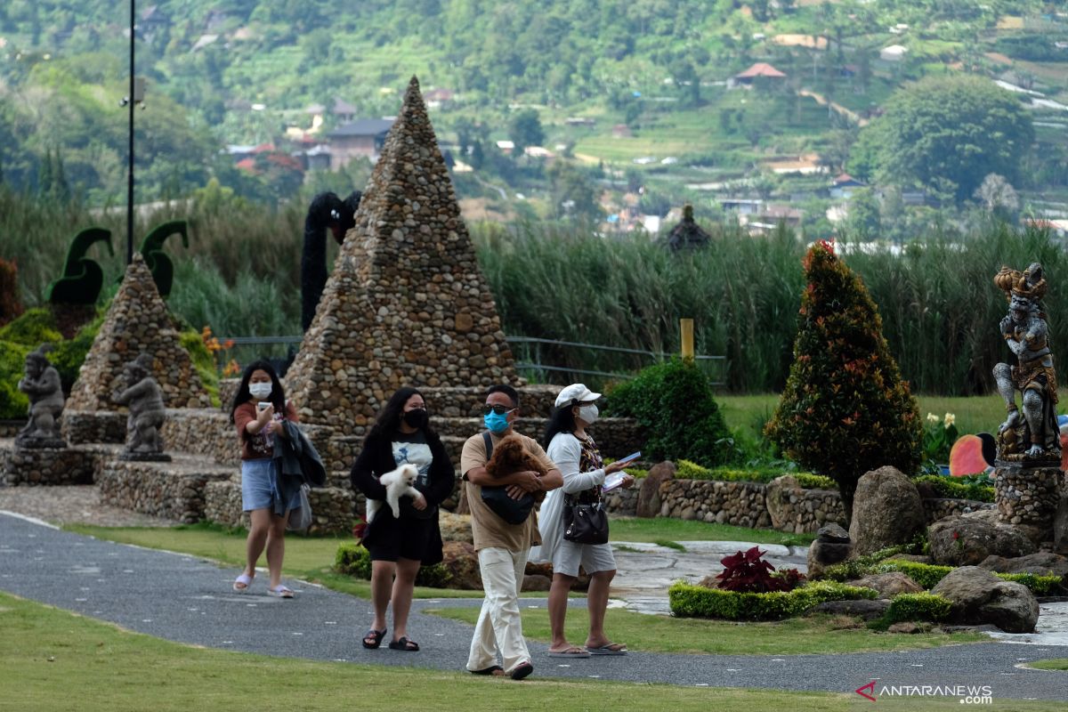 Bali akan batasi wisatawan saat libur Natal-Tahun Baru (video)