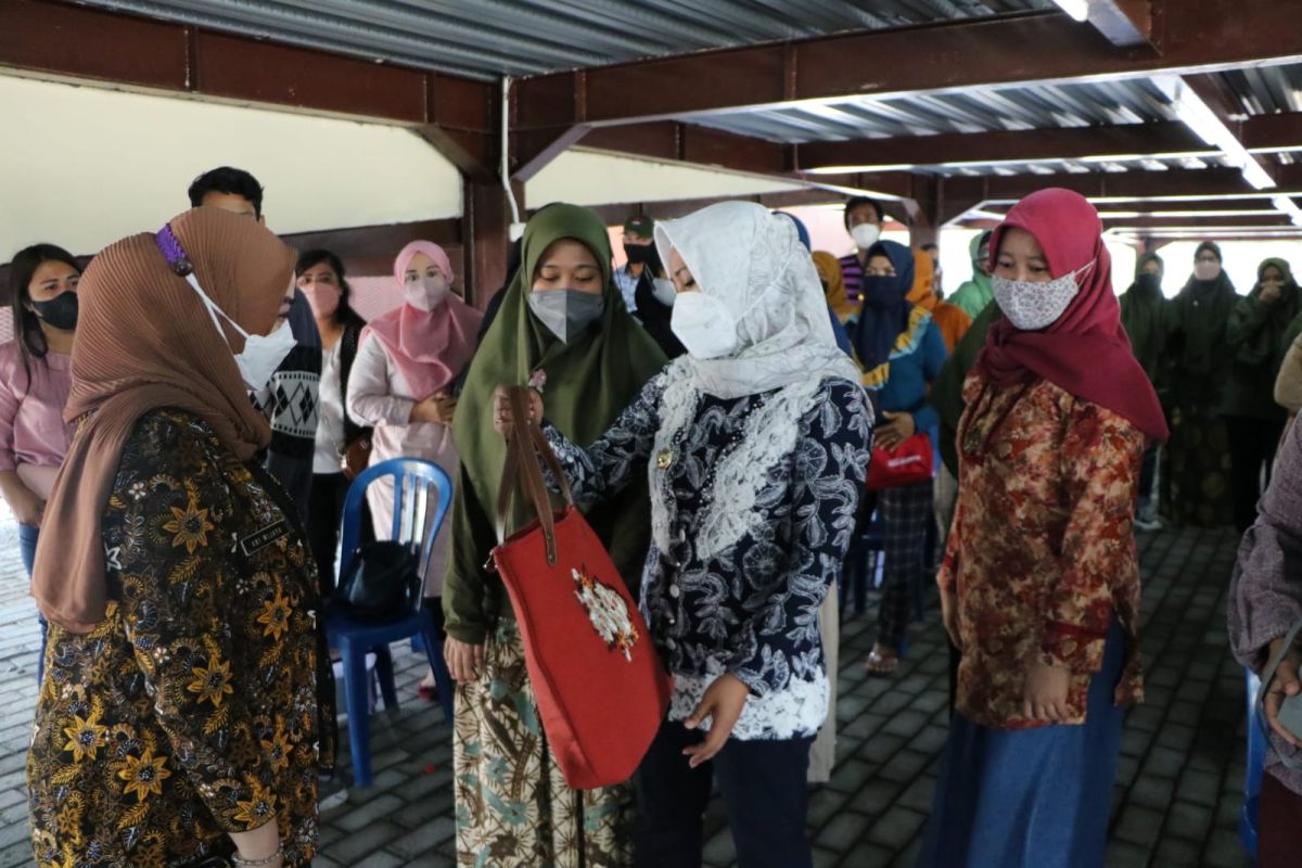 Pemkot Mojokerto  gelar inkubasi wirausaha tas kanvas goni