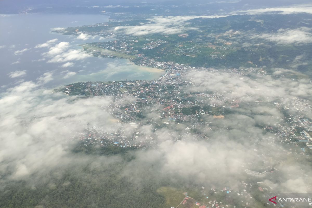 BMKG menjelaskan penyebab cuaca panas di bagian wilayah Papua Barat