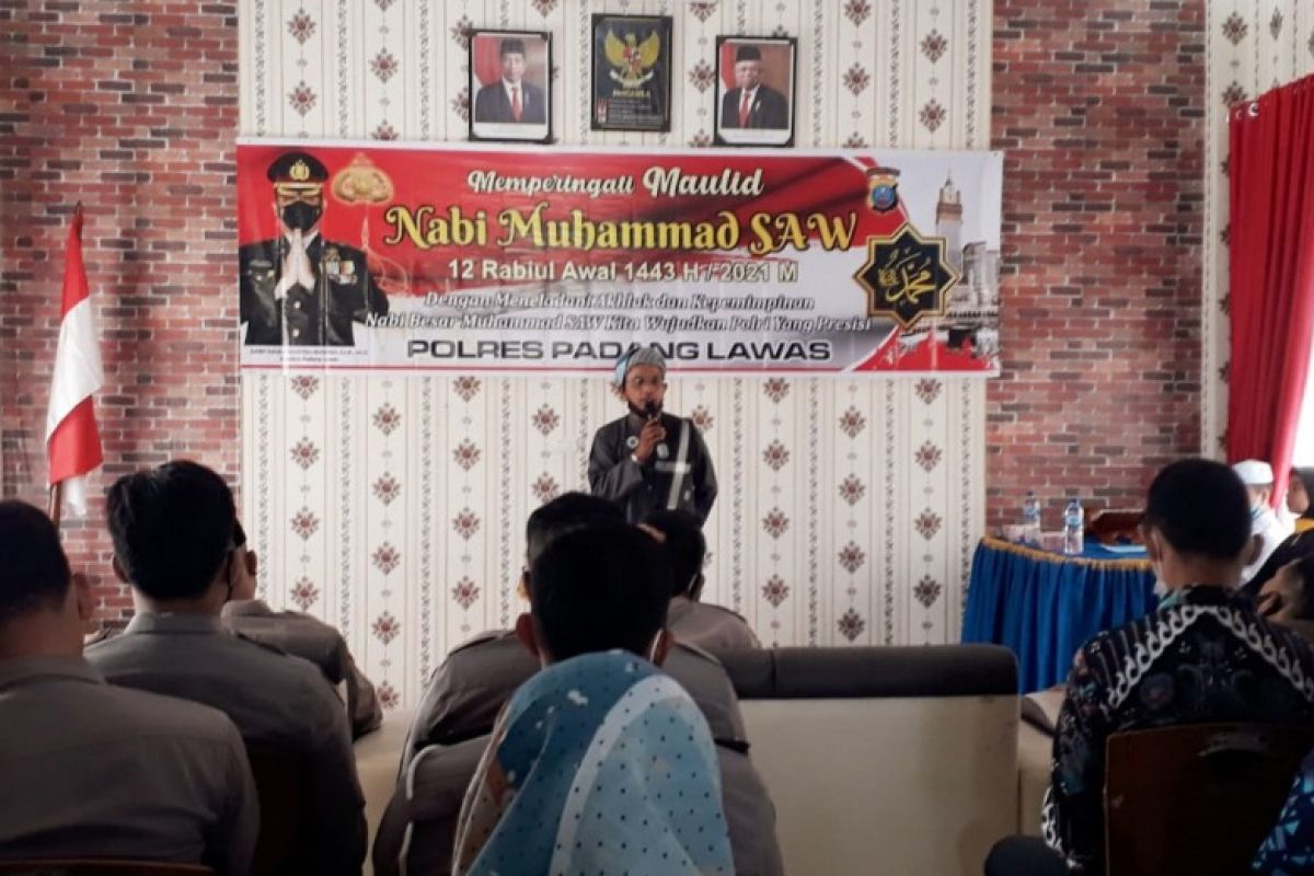 Ustadz Umar Saleh : Kelahiran Rasulullah SAW rahmat bagi alam semesta