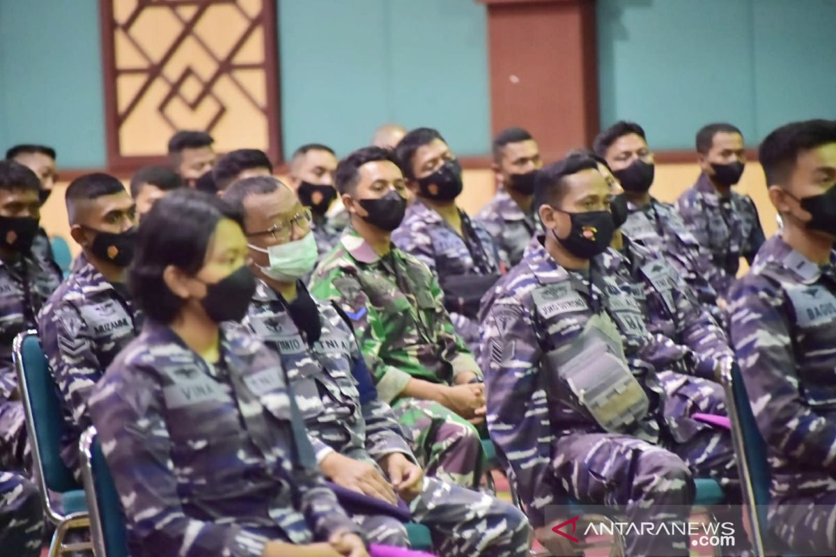 TNI AL terjun ke pelosok Bogor bantu percepat vaksinasi COVID-19