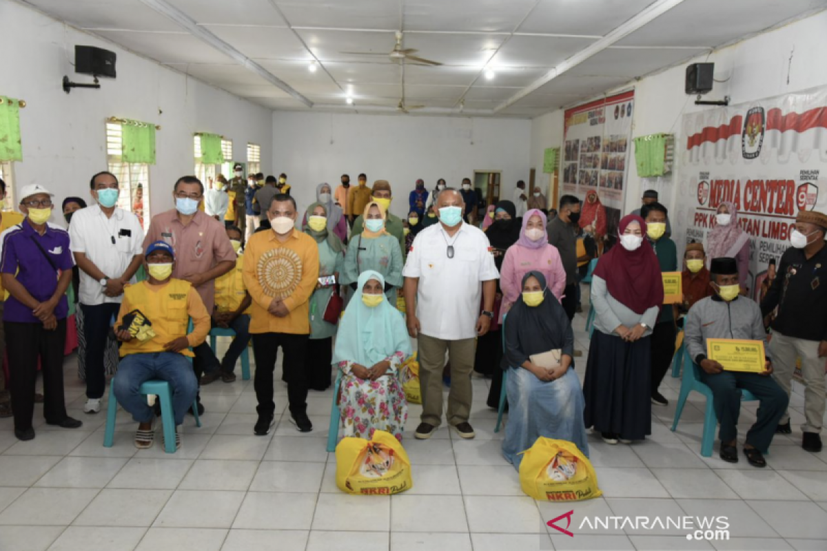 Pemprov Gorontalo salurkan bantuan pangan untuk 4.878 KPM di Limboto