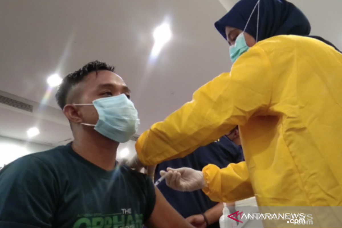 Dinkes: 163.176 warga Kendari sudah jalani vaksinasi COVID-19