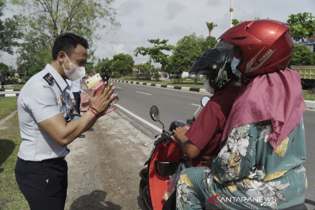 Kanwil Kemenkumham Kalteng lakukan penyuluhan hukum bagi pengendara