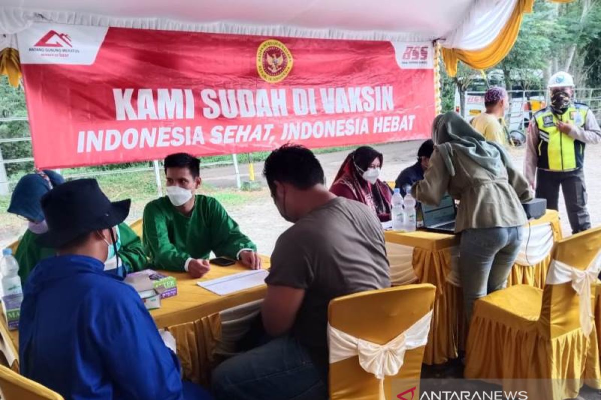 Vaksinasi kerjasama BIN dan PT AGM dosis kedua targetkan 200 dosis