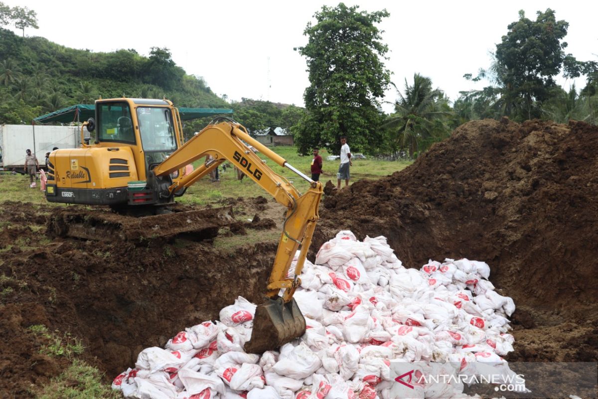 Karantina Pertanian Gorontalo musnahkan 14 ton ayam tak layak konsumsi